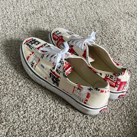 Vans - Mens size 7.5 - Picture 1 of 3